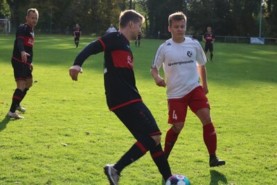 Foto des Albums: Häsener SV - FC Falkenthaler Füchse