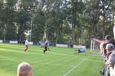 Foto des Albums: Häsener SV - FC Falkenthaler Füchse