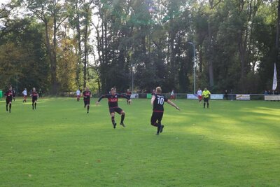 Foto des Albums: Häsener SV - FC Falkenthaler Füchse