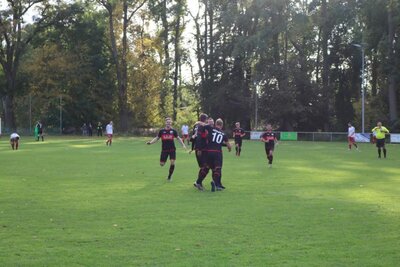 Foto des Albums: Häsener SV - FC Falkenthaler Füchse