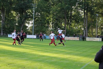 Foto des Albums: Häsener SV - FC Falkenthaler Füchse