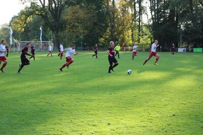 Foto des Albums: Häsener SV - FC Falkenthaler Füchse