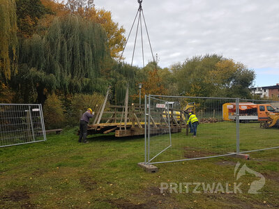 Foto des Albums: Brücke am Bürgerpark abgebaut