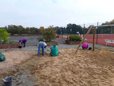 Foto des Albums: 2020-10-17 Dieses Wochenende haben wir angefangen die Sportanlagen wieder auf Vordermann zubringen ... (17. 10. 2020)