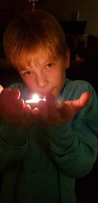 Foto des Albums: Bring Licht ins Dunkel