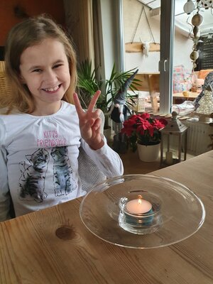 Foto des Albums: Bring Licht ins Dunkel