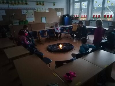 Foto des Albums: Bring Licht ins Dunkel