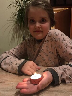Foto des Albums: Bring Licht ins Dunkel