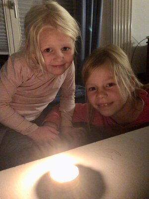 Foto des Albums: Bring Licht ins Dunkel