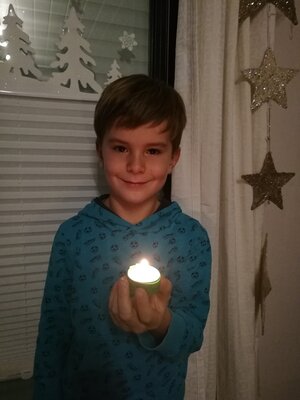 Foto des Albums: Bring Licht ins Dunkel