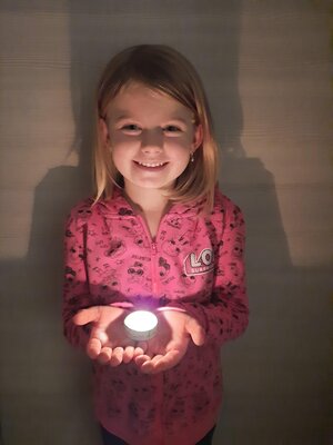 Foto des Albums: Bring Licht ins Dunkel