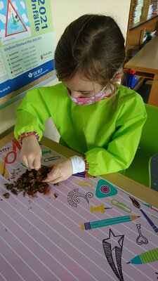 F&uuml;chse bei der Arbeit. 