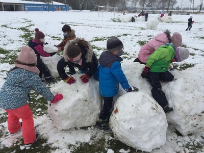 Foto des Albums: Der erste Schnee in Sulzheim (02.12.2020)