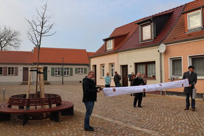Foto des Albums: Eröffnung sanierte Kloster-/Weberstraße (02.12.2020)