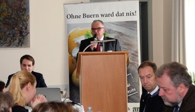 Foto des Albums: Vortrag bei Uelzener Kreisversammlung