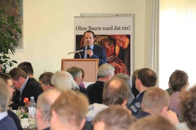 Foto des Albums: Kreisversammlung Uelzen 2018 – Landvolk-Vizepräsident Jörn Ehlers für mehr Transparenz, Glaubwürdigkeit und Geschwindigkeit