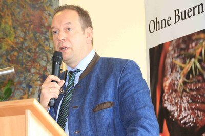 Foto des Albums: Kreisversammlung Uelzen 2018 – Landvolk-Vizepräsident Jörn Ehlers für mehr Transparenz, Glaubwürdigkeit und Geschwindigkeit