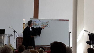 Foto des Albums: Familiengottesdienst mit Chor „Melodie Zwochau“