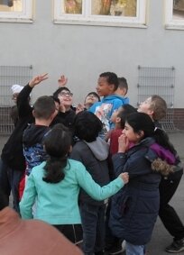 montag 4  (Bild vergr&ouml;&szlig;ern)