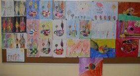 hundertwasser 1 4  (Bild vergr&ouml;&szlig;ern)