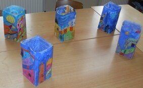 hundertwasser 1 6  (Bild vergr&ouml;&szlig;ern)