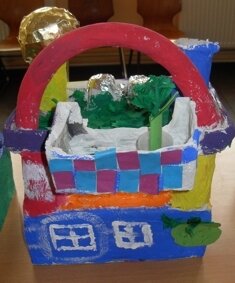 hundertwasser 2 2  (Bild vergr&ouml;&szlig;ern)