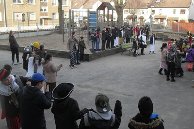 karneval 2  (Bild vergr&ouml;&szlig;ern)