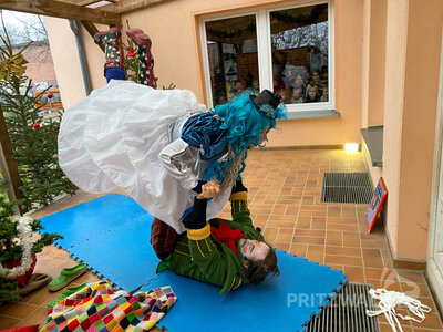 Foto des Albums: Falkenhagener Kinder standen dem Nikolaus bei