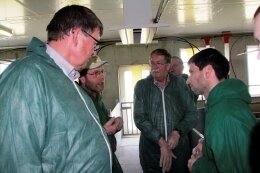 Foto des Albums: Kompetenzkreis Tierwohl des Bundeslandwirtschaftsministers informiert sich bei Schweinehaltern im Kreis Uelzen