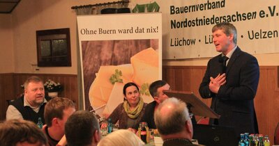 Foto des Albums: Werner Hilse zu Gast in der Heimat: wenig Mut machende Worte vom Landvorkpräsidenten bei der Kreisversammlung Lüchow-Dannenberg
