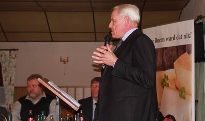 Foto des Albums: Werner Hilse zu Gast in der Heimat: wenig Mut machende Worte vom Landvorkpräsidenten bei der Kreisversammlung Lüchow-Dannenberg