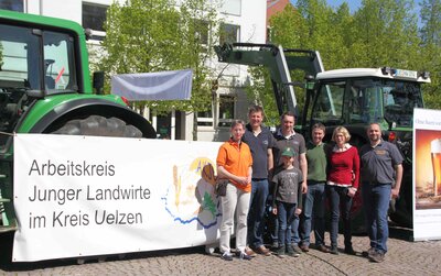 Foto des Albums: Landwirte radeln gegen Krebs