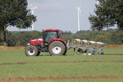 Foto des Albums: Leistungspflügen in Uelzen - Teilnehmer auch 2017 willkommen!