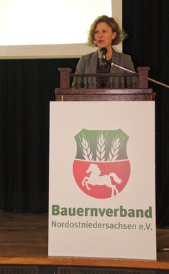 Foto des Albums: Volles Haus bei Lüneburger Kreisversammlung