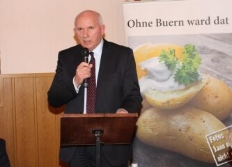 Foto des Albums: Bauer Willi macht Landwirten bei Kreisversammlung Lüchow-Dannenberg Mut