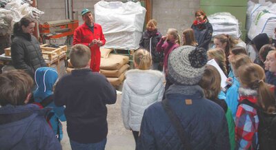 Foto des Albums: „Schweine mega süß“ - Gymnasium Salzhausen zu Gast bei Carsten Beecken
