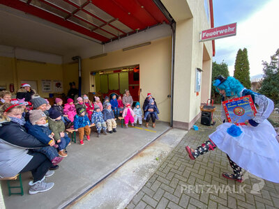 Foto des Albums: Sadenbecker Kinder hatten Theaterspaß bei der Feuerwehr