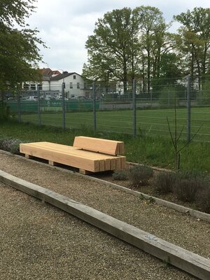 Foto des Albums: Arbeiten am Bouleplatz