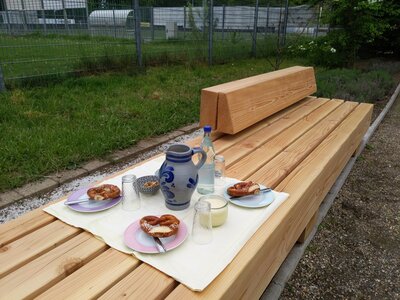 Foto des Albums: Arbeiten am Bouleplatz