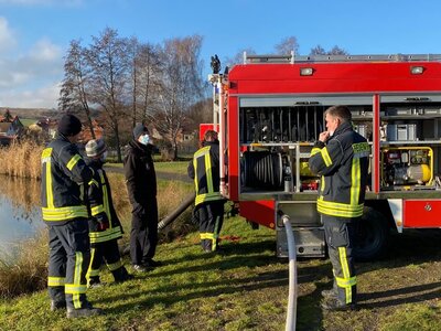 Foto des Albums: Übergabe Feuerwehrgerätehaus und Feuerwehrfahrzeug in Ütteroda (08. 01. 2021)