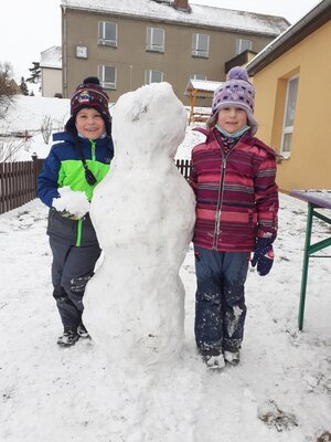 Foto des Albums: Erster Schneespaß in der Notbetreuung