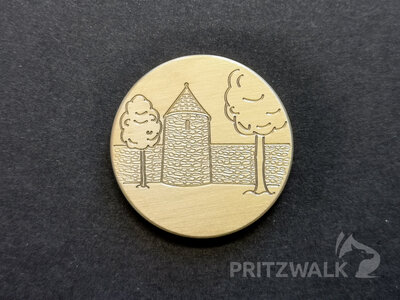 Die September-Medaille zeigt die Stadtmauer an der Promenade. Foto: Beate Vogel  (Bild vergr&ouml;&szlig;ern)