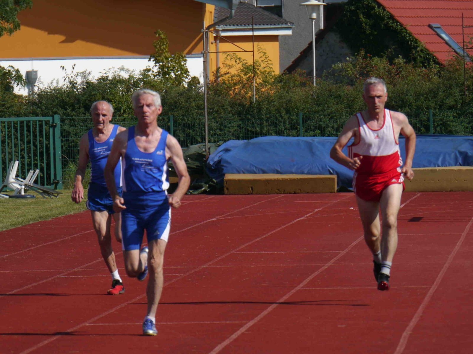 Bild: 400m der ältesten Athleten M65 bis M75