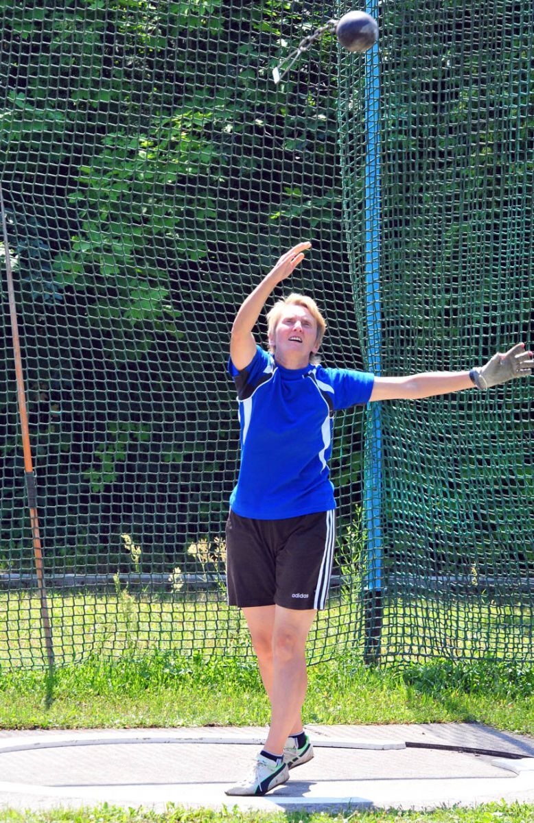 Bild: Wurf-MK: Siegerin der W50 - Astrid Waschnik aus Mücka