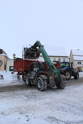 Foto des Albums: Winter 2021 Schneeräumung Markt