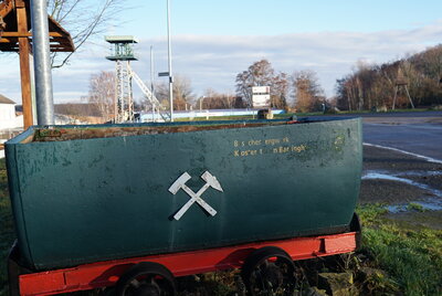 Alte_Lore am Besucherbergwerk Barsinghausen  (Bild vergr&ouml;&szlig;ern)