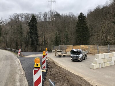 Lagerplatz bei der Gutex  (Bild vergr&ouml;&szlig;ern)