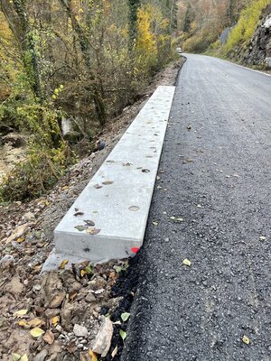 08.11.2021 Tragschichteinbau auf gesamter L&auml;nge  (Bild vergr&ouml;&szlig;ern)