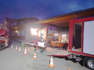 Foto des Albums: Verpflegung der Einsatzkräfte beim Brand in Schwagstorf