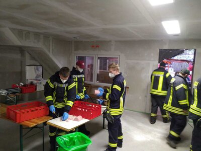Foto des Albums: Verpflegung der Einsatzkräfte beim Brand in Schwagstorf